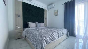 Studio Confort, 1 chambre, terrasse, vue jardin | Climatisation