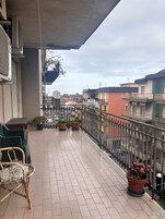 Shared Dormitory, 1 Bedroom, Accessible, Smoking | Balcony