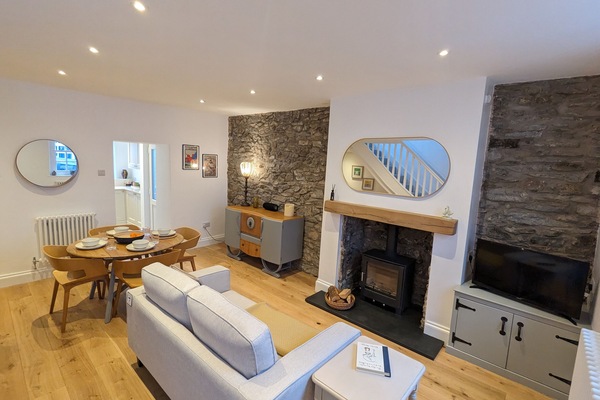 Cottage | Interior
