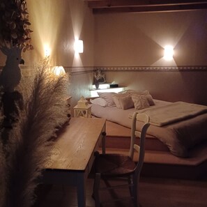 4 Schlafzimmer, Schreibtisch, Bügeleisen/Bügelbrett, kostenloses WLAN