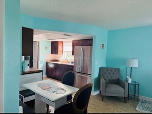 Interior - Cozy 3 Bedroom Home. Pet Friendly! (Hernando Beach)