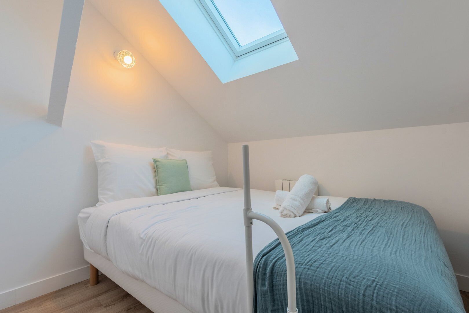 1 slaapkamer, een bureau, internet, beddengoed