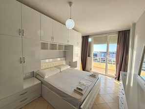 Apartment | 1 bedroom, iron/ironing board, free WiFi, bed sheets - Sea View 1-bed Apartment in Vlore (Vlorë)