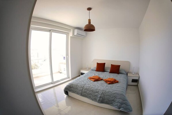 1 bedroom, iron/ironing board, internet, bed sheets