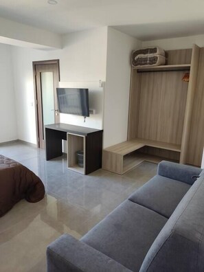 2 soverom, strykejern/-brett, internettilgang og sengetøy