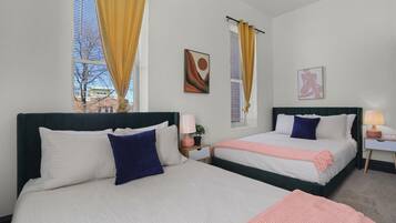 4 bedrooms, desk, iron/ironing board, travel crib