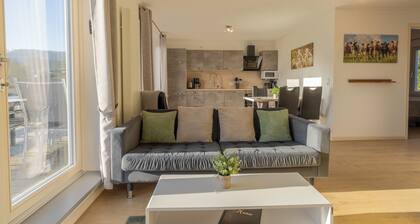 Naturverliebt – Bergblick – Balkon. Familienfreundlich. Hund erlaubt.