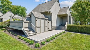 Exterior - Lakefront Sea Colony Villa! Amenity Rich with Private Beach and Shuttle! (Bethany Beach)