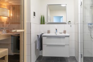 Shower, hair dryer - Herz von Kellenhusen 2 mit Garten und Sauna (Kellenhusen)