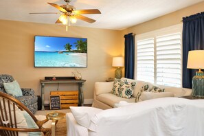 House, Multiple Beds (The Blue Pearl) | Living area - The Blue Pearl (Port St. Joe)