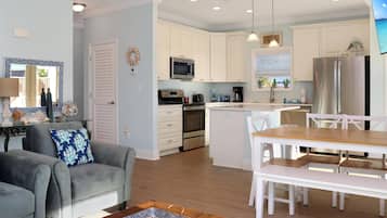 House, Multiple Beds (Casa Linda) | Interior