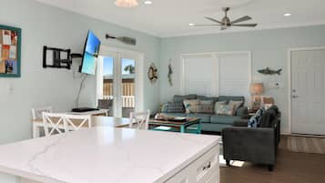 House, Multiple Beds (Casa Linda) | Interior