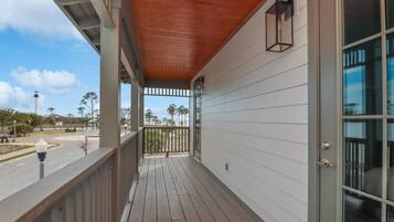 House, Multiple Beds (Gin Fizz) | Property grounds