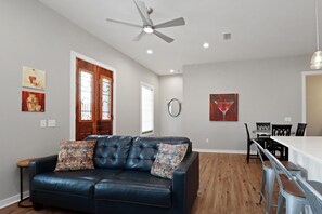 Living area - Gin Fizz (Port St. Joe)