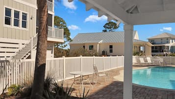 House, Multiple Beds (Oystercatcher) | Pool