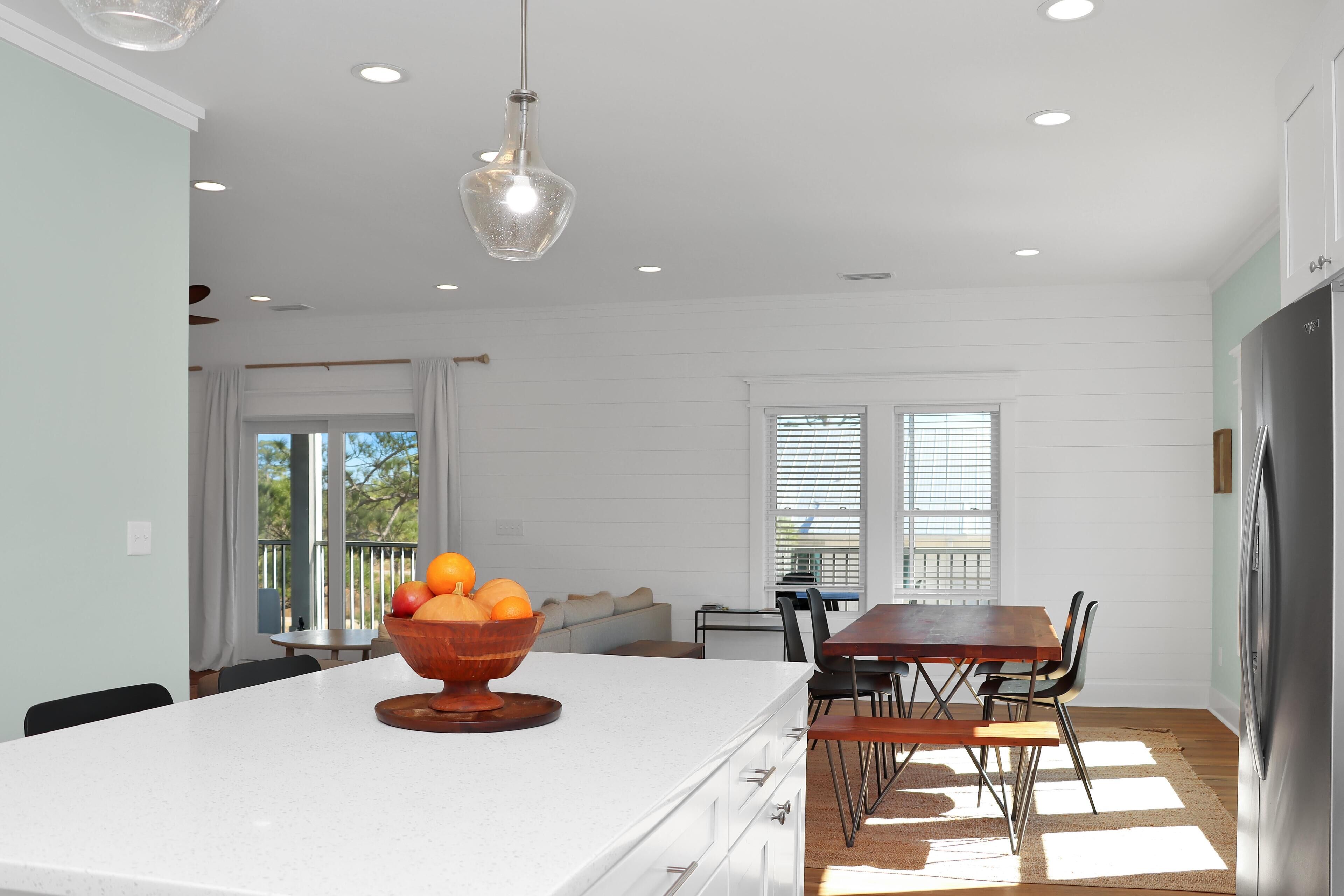 House, Multiple Beds (Oystercatcher) | Dining