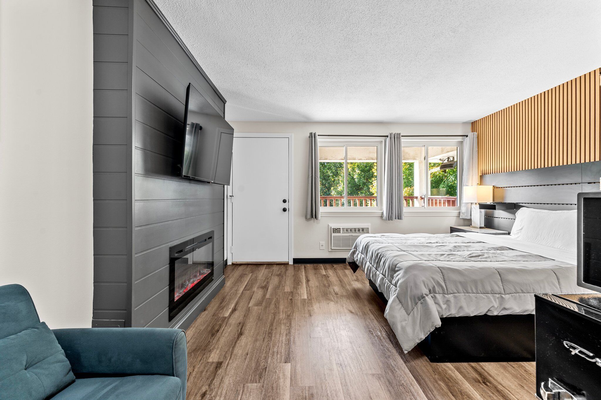 Phòng Tiêu chuẩn, 1 giường cỡ queen | Bộ đồ giường cao cấp, chăn bông, nệm cao su hoạt tính (memory foam) 