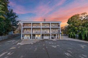 Exterior - Green Harbor Hotel (Marshfield)