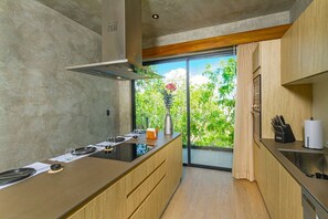 Fridge, microwave, oven, stovetop - GMB Tulum - Apartment Near the Beach (Tulum)