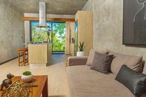 TV - GMB Tulum - Apartment Near the Beach (Tulum)