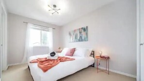 Unclassified image, 3 of 51, button - Luxurious & Cozy-5bdrm Home-Minutes to WEM-WIFI (Edmonton)