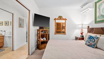 1 habitación, tabla de planchar con plancha, wifi gratis y ropa de cama