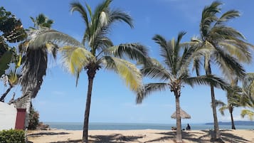 Beach nearby, beach towels