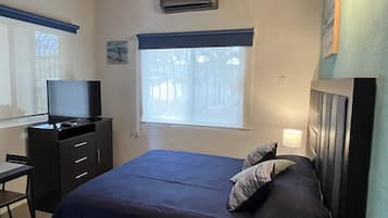 1 chambre, fer et planche Ă  repasser, Wi-Fi gratuit, draps fournis