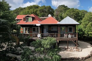 Exterior - Sugar Mountain Cottage. The center of Antigua’s Rainforest. 7mins from beaches. (St. Mary's)