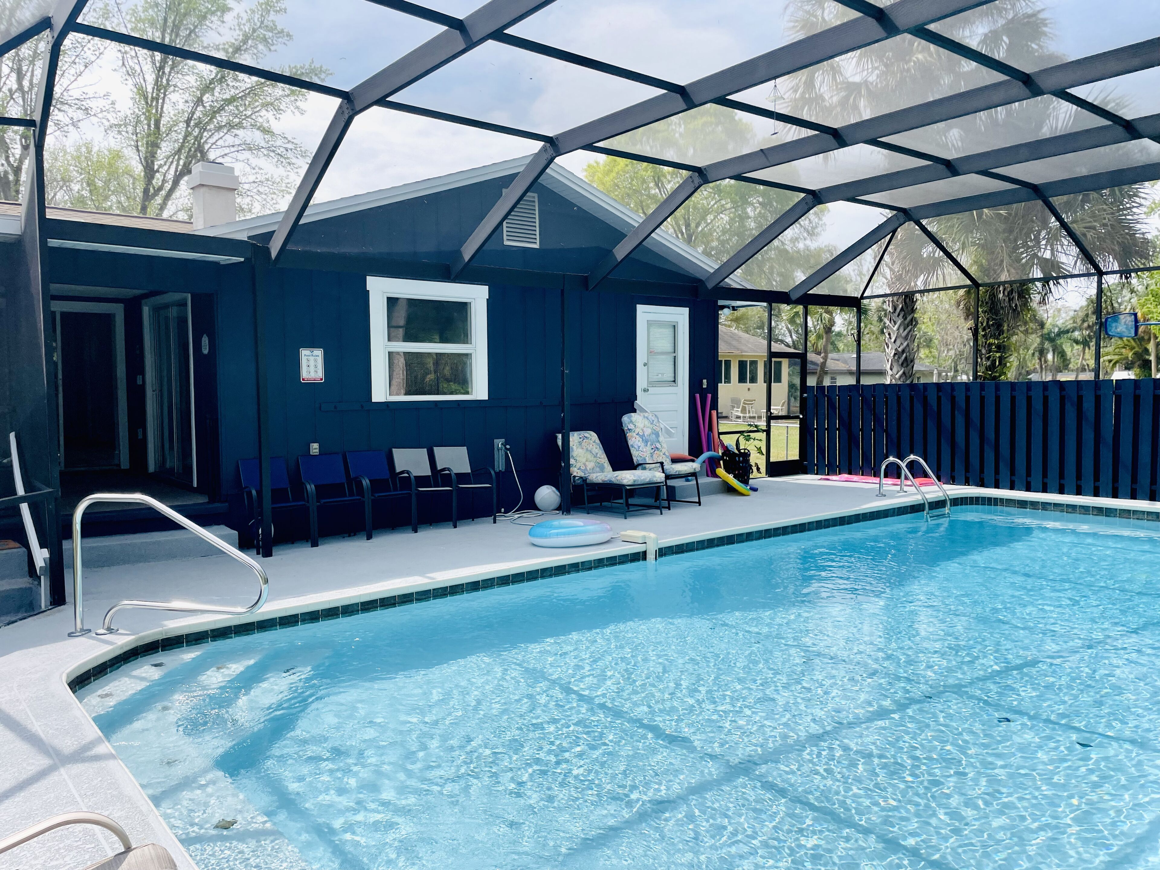 Piscine extérieure, piscine chauffée