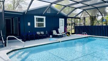 Piscine extérieure, piscine chauffée