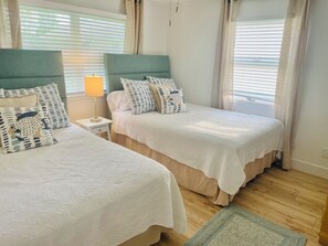 3 bedrooms, iron/ironing board, travel cot, free WiFi - Have it all at this beautiful waterfront Homosassa home close to all amenities. (Homosassa)
