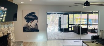 Have it all at this beautiful waterfront Homosassa home close to all amenities.