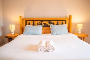 4 Schlafzimmer, Bügeleisen/Bügelbrett, Reisekinderbett, WLAN