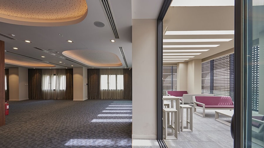 M Suite Hotel