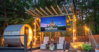 Sauna-Hot Tub-Arcades-Outdoor Theater-Sleeps 14!