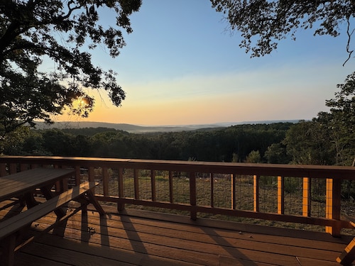 CozyCabin in the Ozarks-sleeps up to 16 [SEE NIGHTLY RATE DETAILS BELOW]