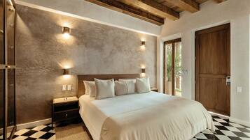 4 bedrooms, iron/ironing board, travel crib, WiFi