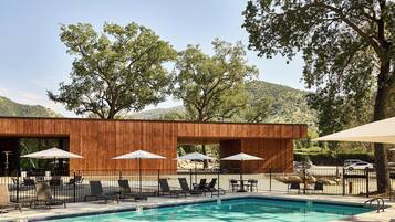 Outdoor pool, open 8:00 AM to 10:00 PM, pool umbrellas, sun loungers