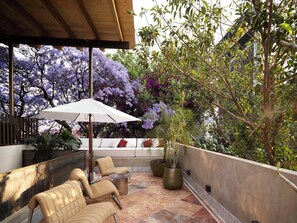 Terrace/patio - Hotel Dama (Mexico City)