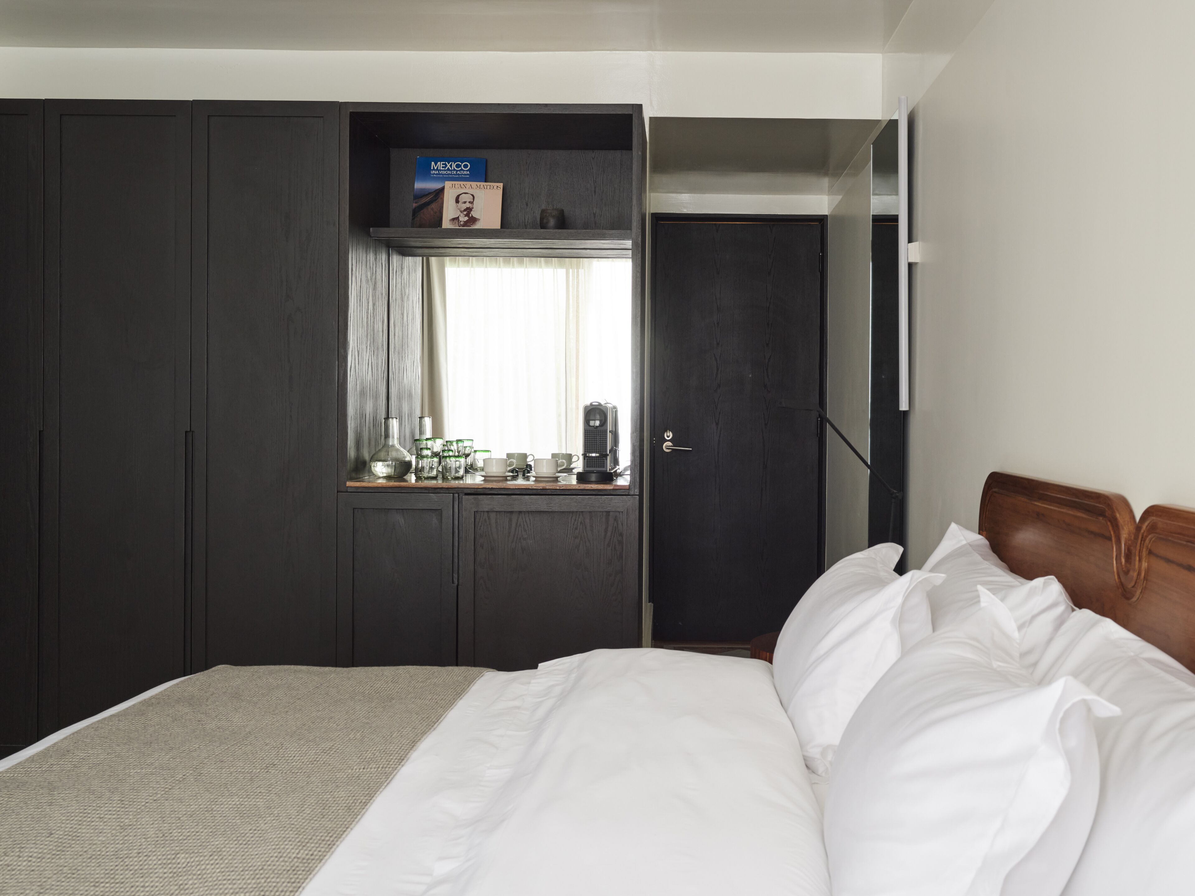 Superior Room | Premium bedding, minibar, in-room safe, laptop workspace