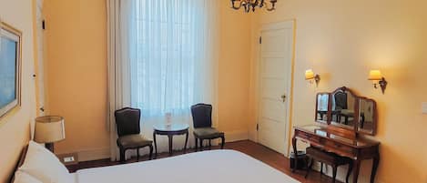 Classic Room | Individually decorated, individually furnished, free WiFi