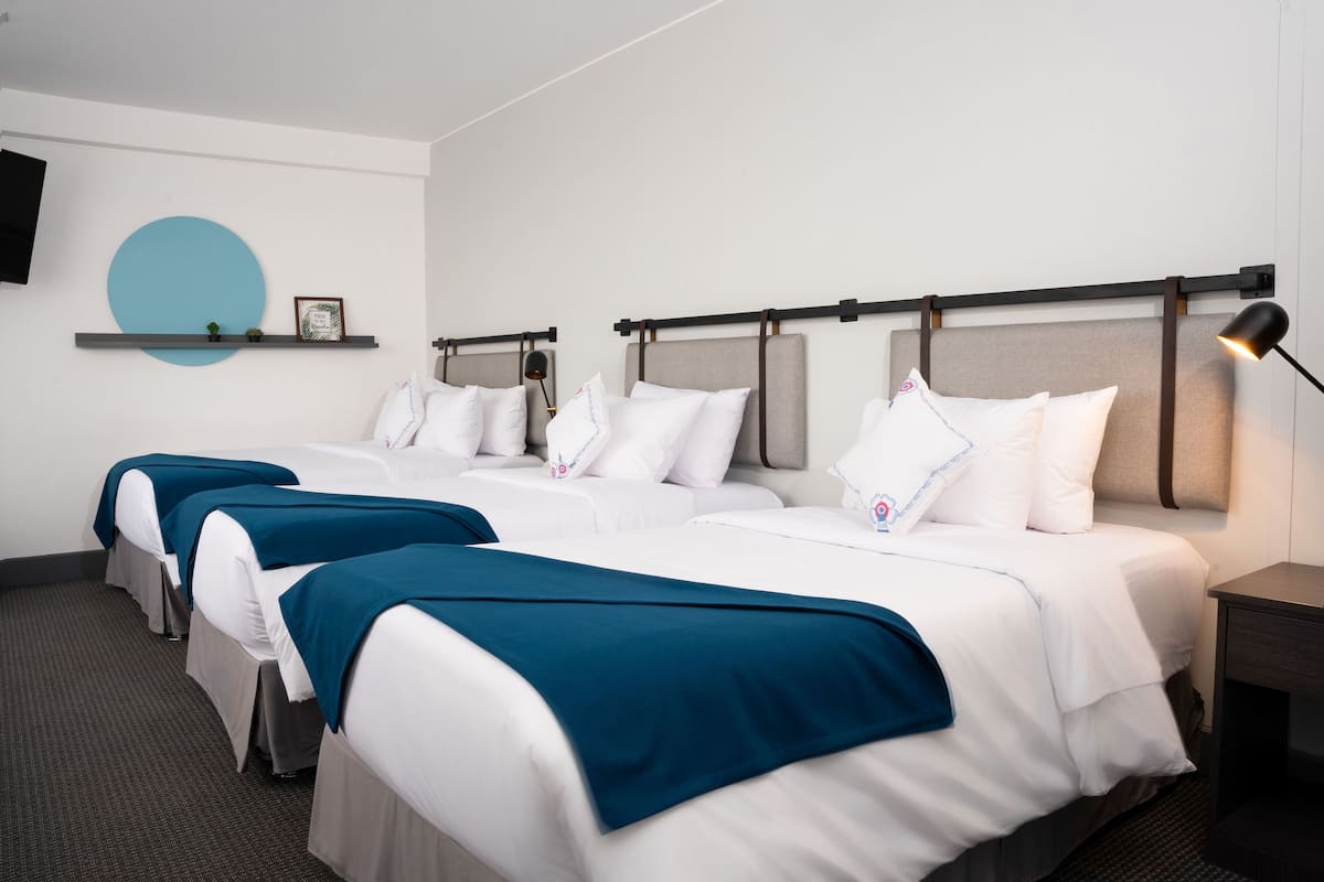 Superior Triple Room | 1 bedroom, premium bedding, down comforters, Select Comfort beds