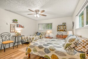 2 bedrooms, iron/ironing board, WiFi, bed sheets