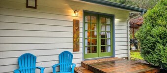 Cozy Winter Getaway w/ Sauna and BBQ