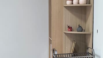 Fridge, microwave, stovetop, electric kettle