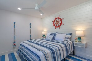 2 habitaciones, tabla de planchar con plancha y cuna de viaje