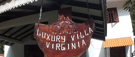 Villa, 2 Bedrooms, Smoking, Private Pool | Exterior detail