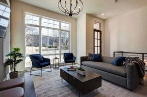 Télévision, espaces bureaux