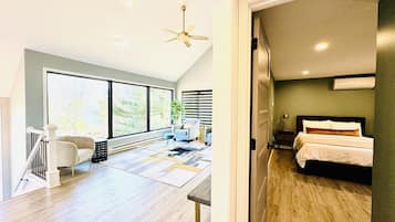 4 bedrooms, travel cot, free WiFi, bed sheets